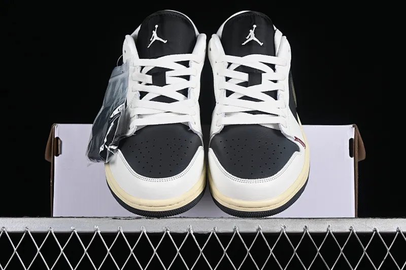 All categories Air Jordan Jordan series basketball shoes Air Jordan 1 Low Air Jordan 1 Low AJ1 Joe 1 black and green customized low-bang cultural casual sneakers DC0774-001